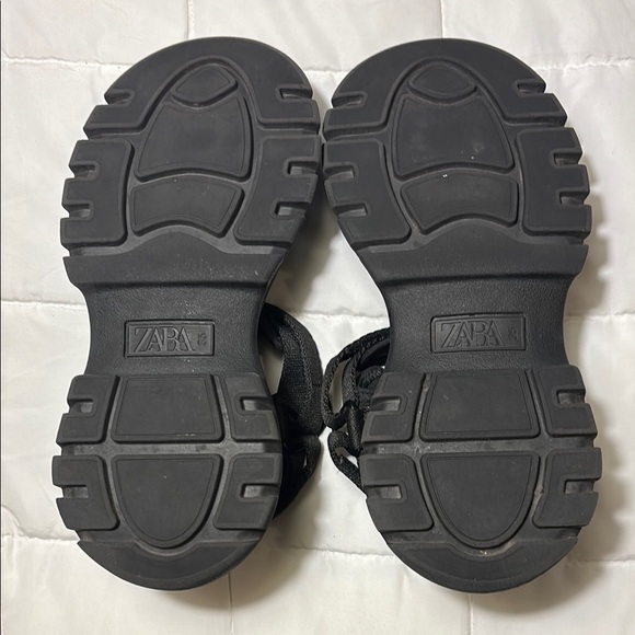 Zara Black Sport Lug Heel Sandals - Picture 7 of 9